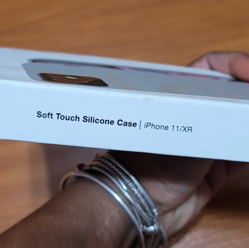 Cylo IPhone 11 & XR Soft Touch Gray Silocone Case
